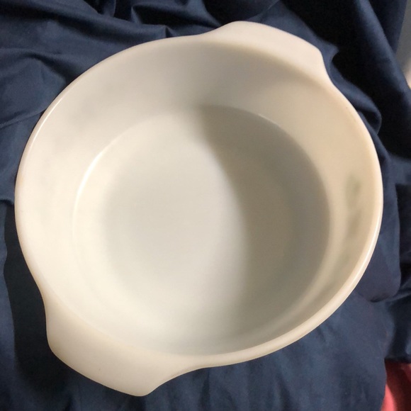 One 2 qt Anchor Hocking Fire-King Number 438 Green Meadow Oven Proof Milk Glass - Picture 2 of 8